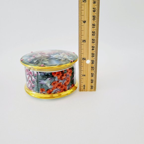 White-eared Hummingbird Music Box, Lena Liu, Pachelbel's Cannon in D, 1994 - Picture 9 of 10